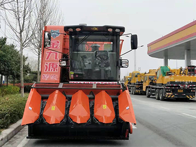 玉米莖穗兼收機